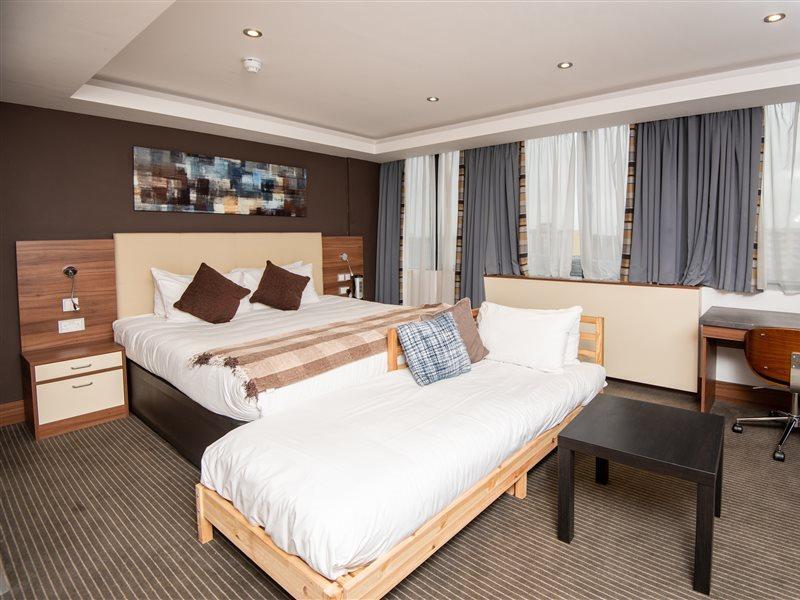 Livin' Serviced Apartments Watford  Dış mekan fotoğraf