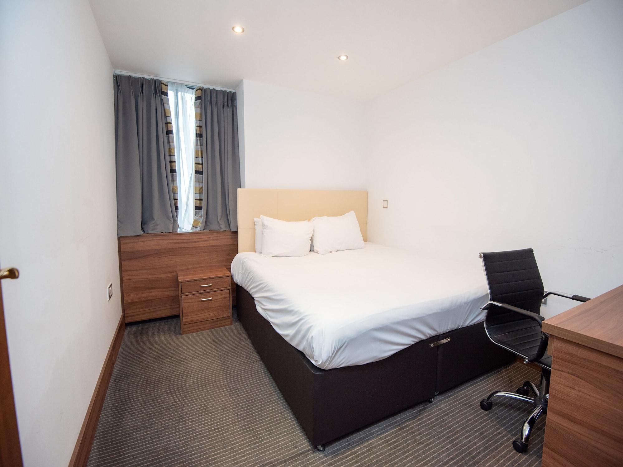 Livin' Serviced Apartments Watford  Dış mekan fotoğraf