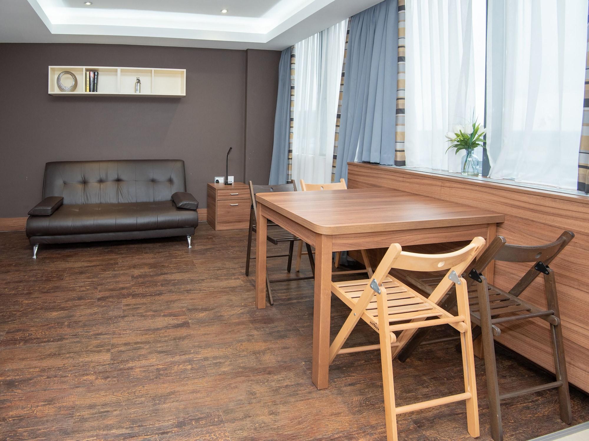 Livin' Serviced Apartments Watford  Dış mekan fotoğraf