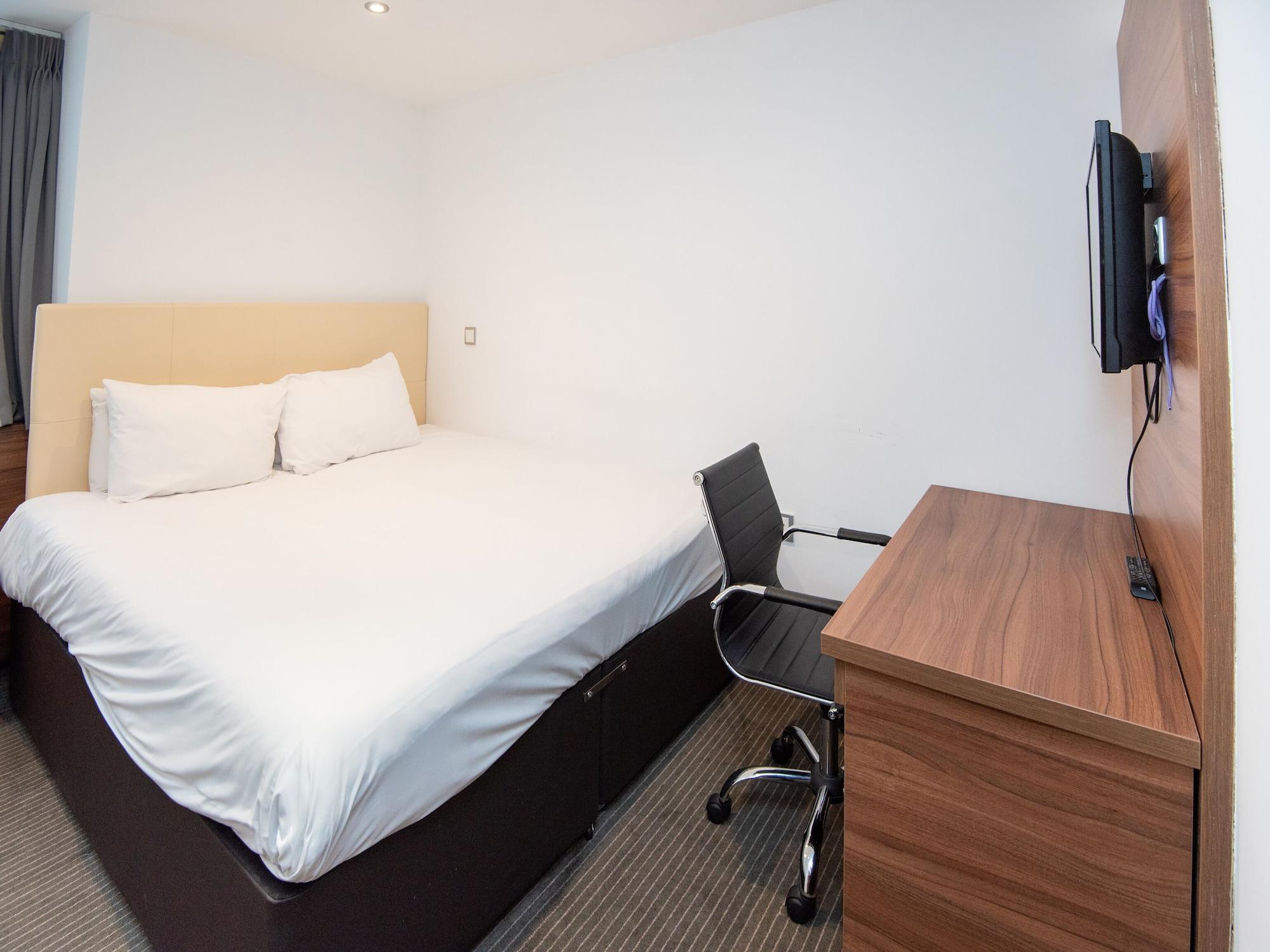 Livin' Serviced Apartments Watford  Dış mekan fotoğraf
