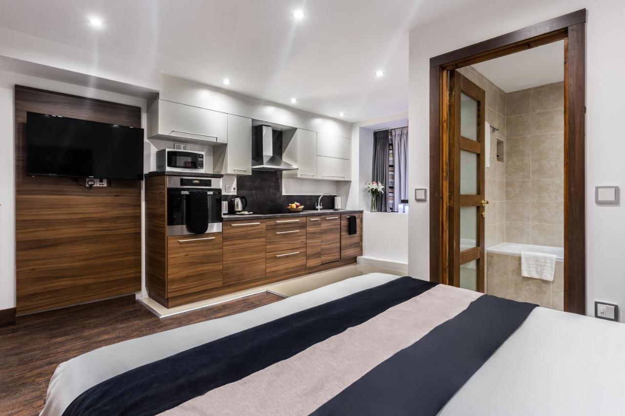 Livin' Serviced Apartments Watford  Dış mekan fotoğraf